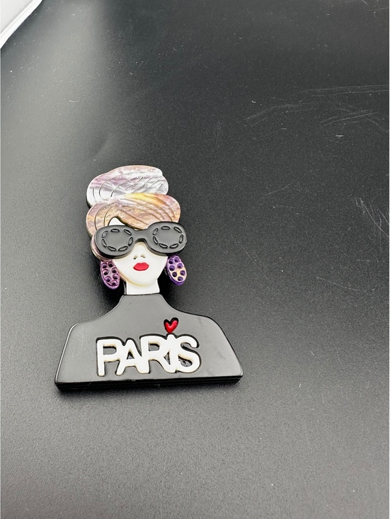 Jewelry - Paris Themed Woman Silhouette Brooch Pin with Sunglasses 🦩